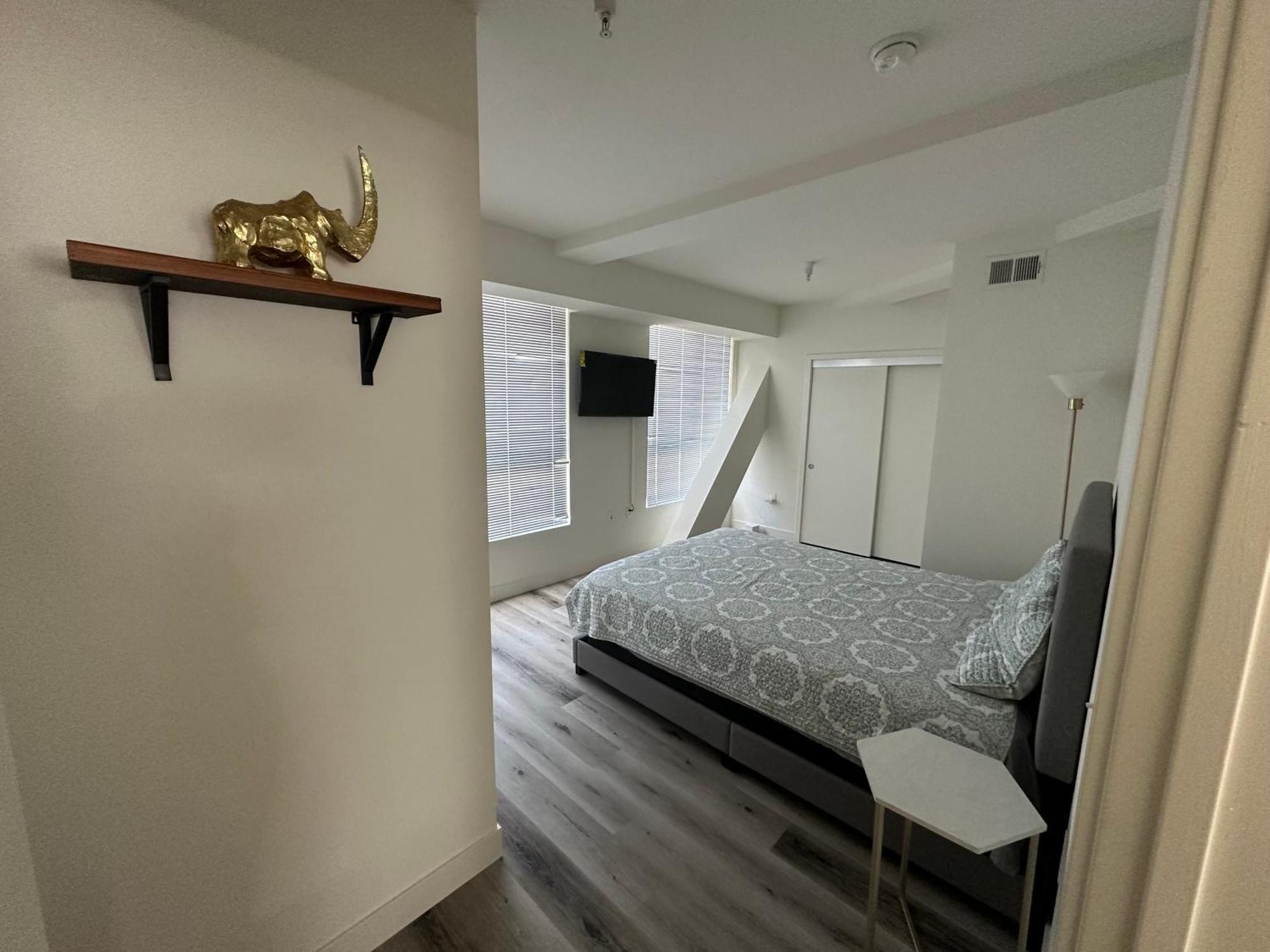 2bedroom 2bath - Art District * Los Angeles